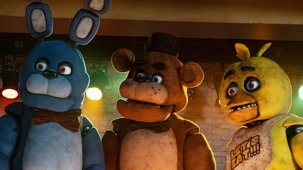 The ORIGINAL animatronics from the upcoming Five Nights at Freddy's fi